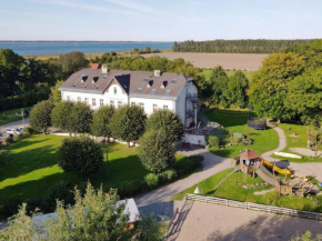 Gut Nisdorf - Bio Urlaub an der Ostsee in Altenpleen